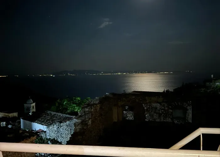 Casa vacanze Vila, Upper *